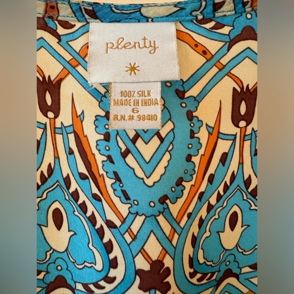 Plenty Silk Top (Gift with Purchase) - Picture 6 of 12